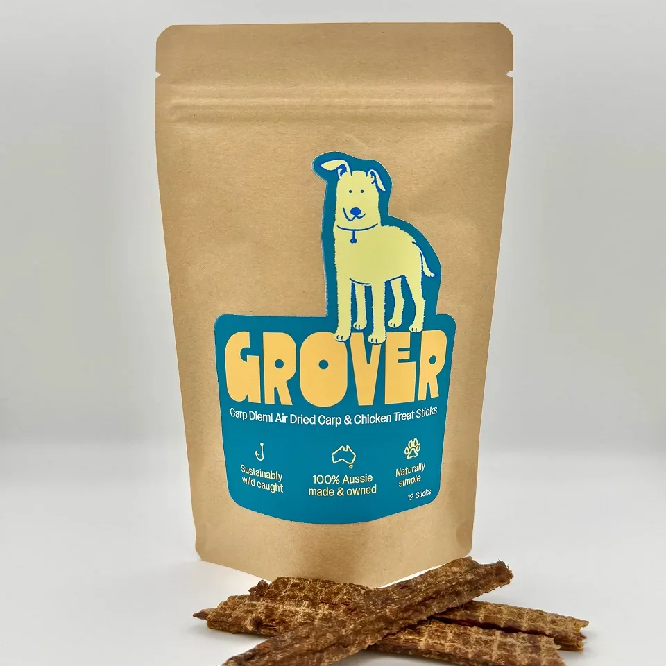 SavourLife duck strips and peanut butter and beef flavour biscuits for dogs